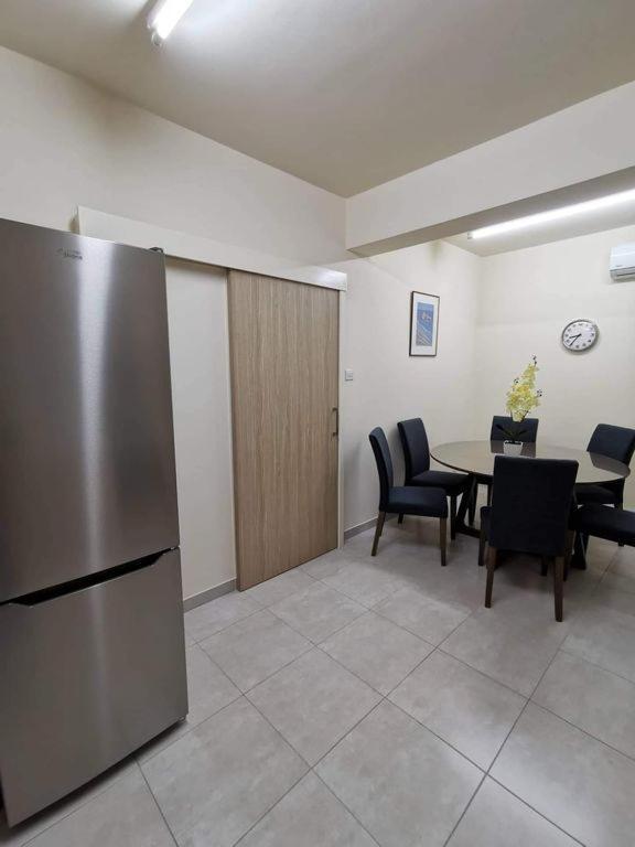 לרנקה Tony'S Boutique Apartment מראה חיצוני תמונה